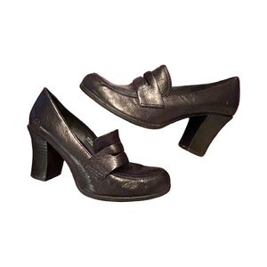 BORN Black Heeled Loafers